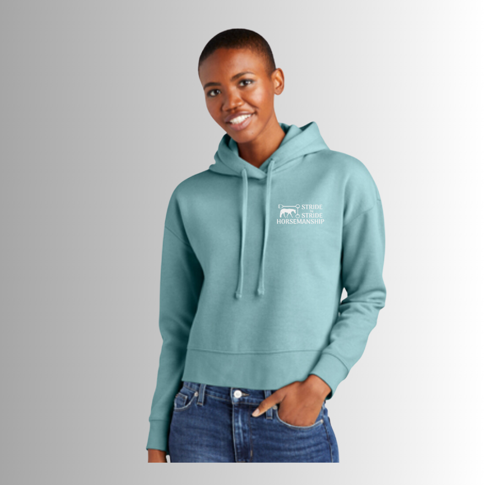 Stride by Stride Crop-Cut Hoodie